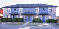 Building Photo - 1104 Leslie Cir
