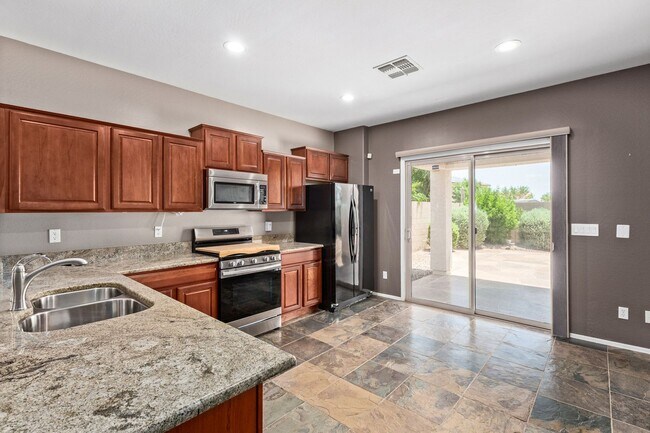 Building Photo - Modern Desert Retreat in Anthem at Merrill...