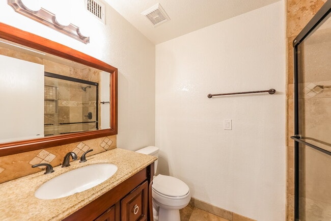 Building Photo - 20620 N 18th Ave