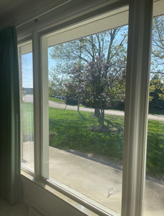 Building Photo - 3 bedroom in Grand Blanc Twp. - Available furnished or unfurnished