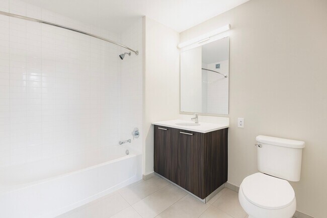 Building Photo - 1524 Sheepshead Bay Rd