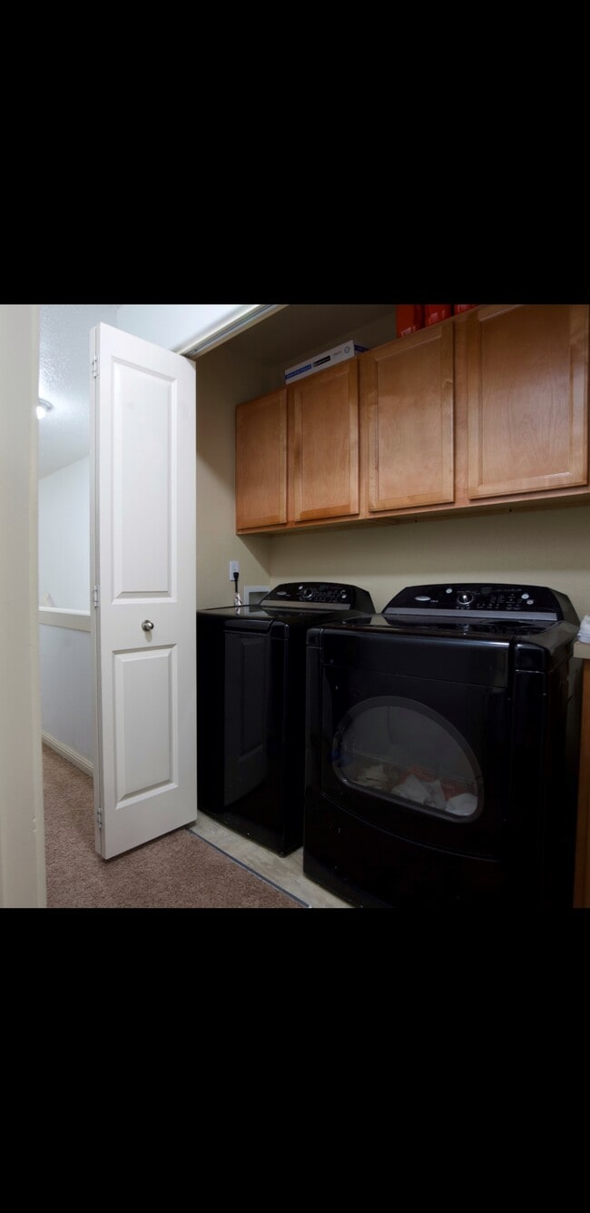 Building Photo - 1448 NE 176th Ave