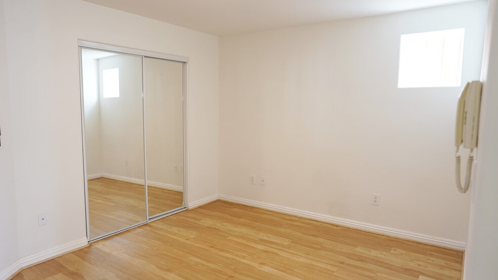 Building Photo - 3780 Lenawee Ave