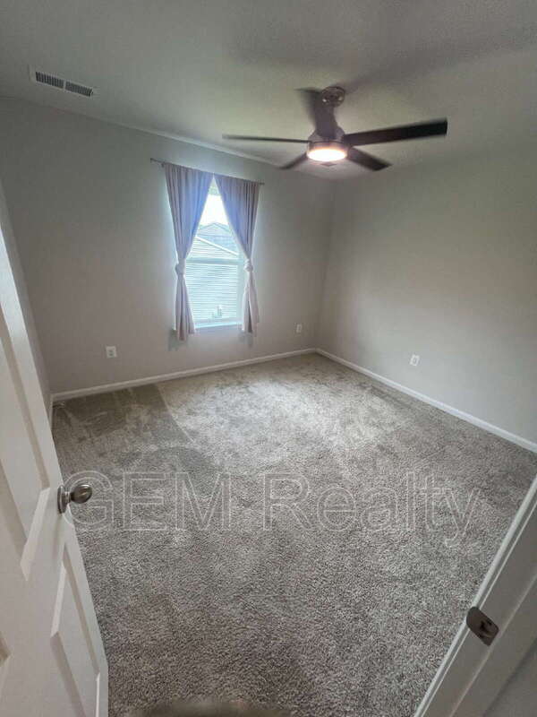 Building Photo - 6259 Bobcat Ln