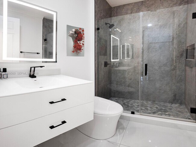 Building Photo - 4860 SW 161st Ln