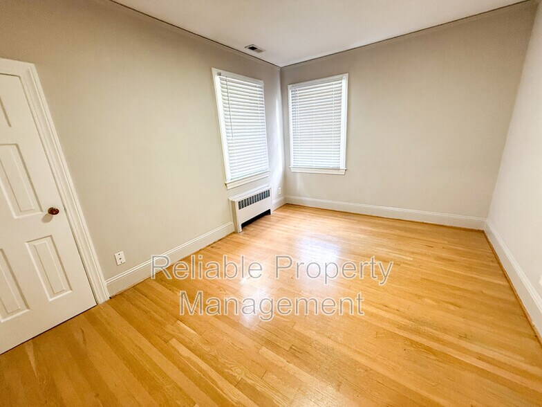 Building Photo - 106 Donald Ross Dr