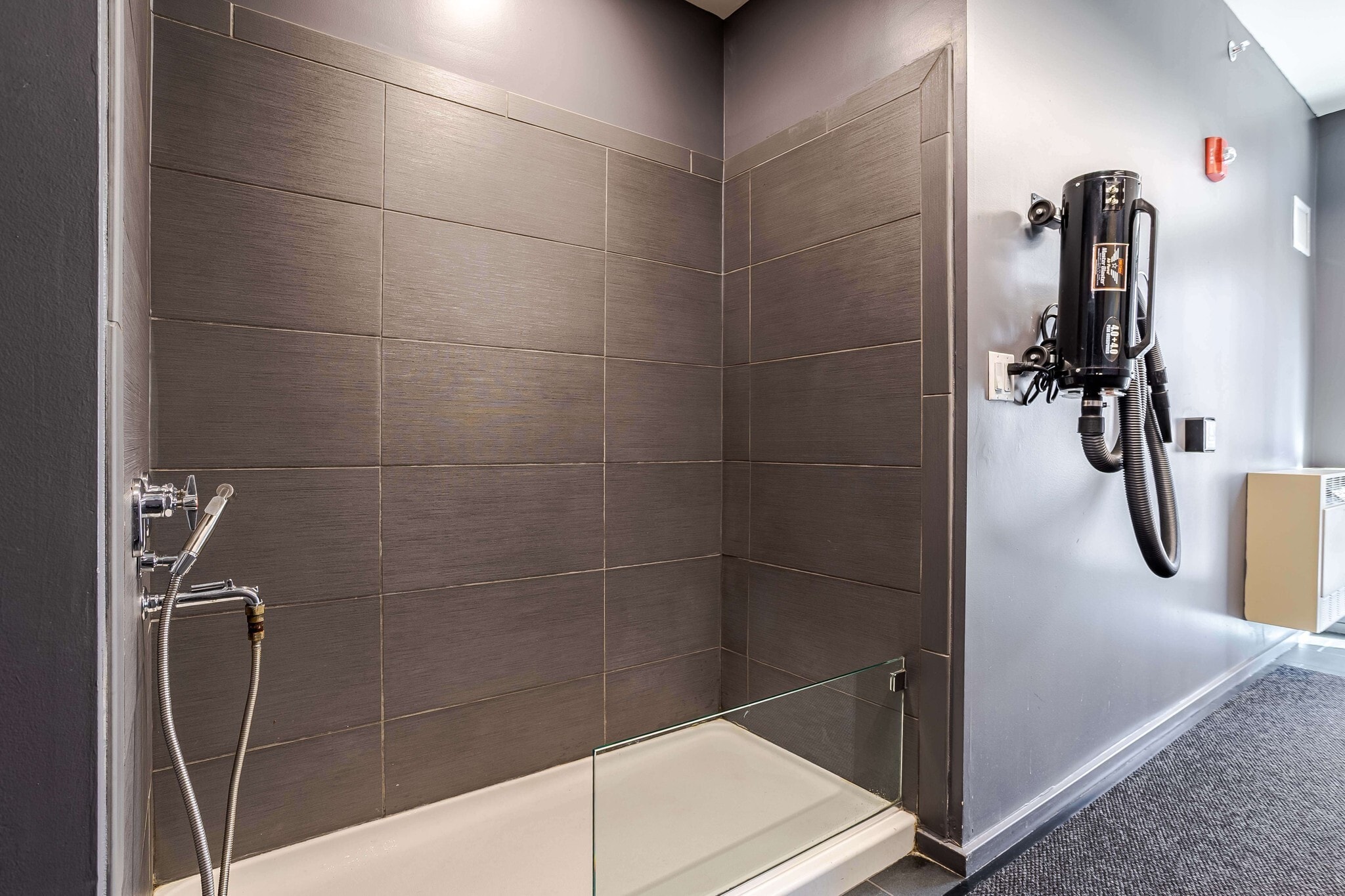 Building Photo - 651 W Washington Blvd