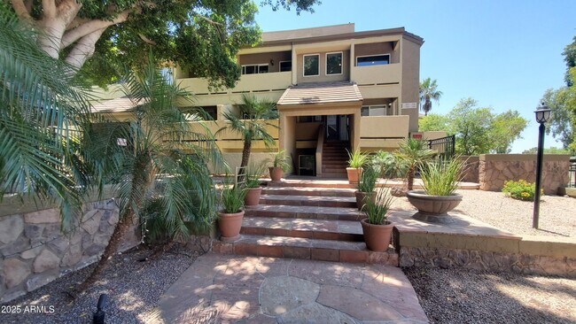 Building Photo - 1331 W Baseline Rd