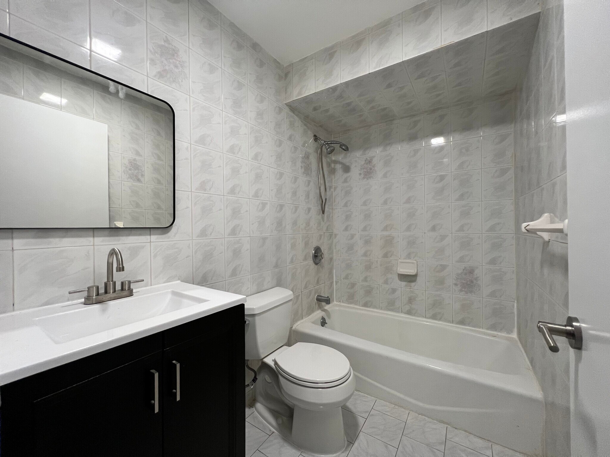 M.Bath - 6501 Durham Ave