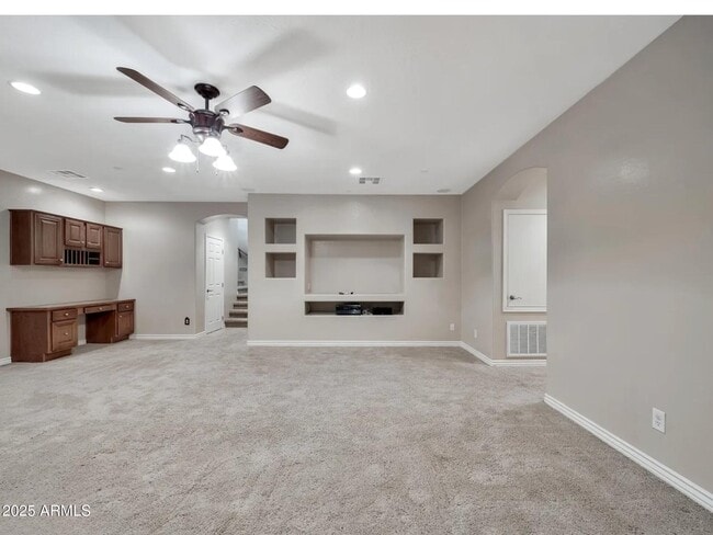 Building Photo - 3220 N 136th Dr