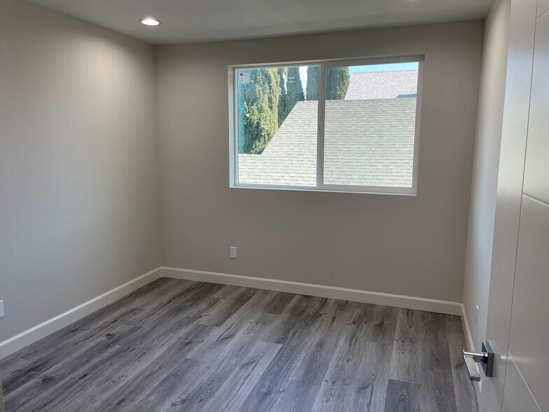 Building Photo - 1130 Browning Blvd