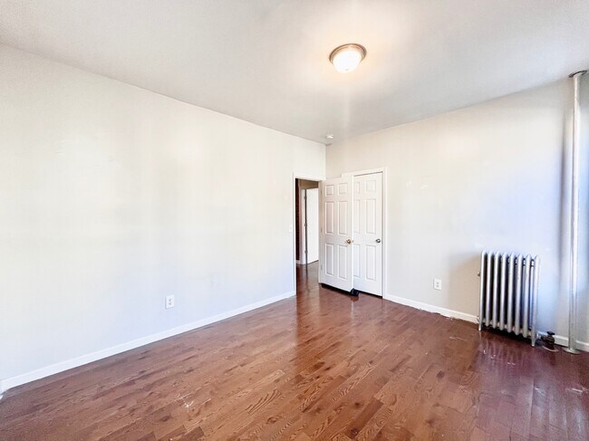 Floorplan - 141 Nagle Avenue