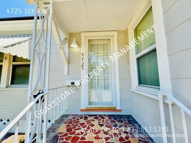 Building Photo - 4725 1st Ave S