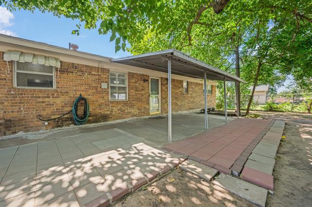 Building Photo - 808 Thompson Dr