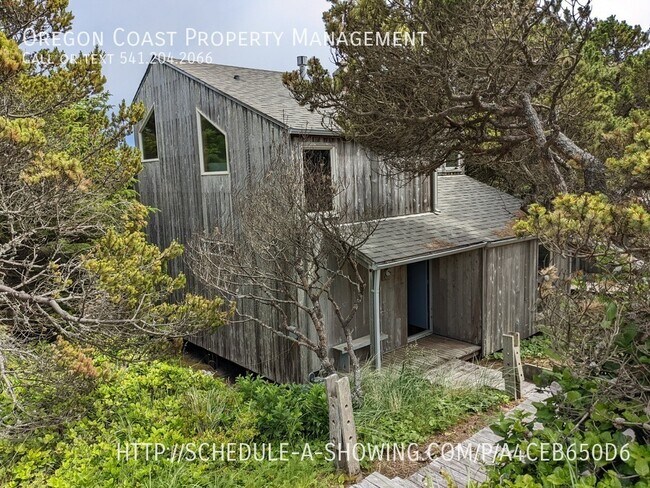 Primary Photo - Fully furnished 3 bedroom beach condo
