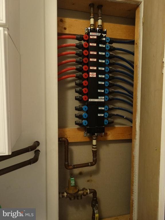 Building Photo - 11400 Nicole Dr