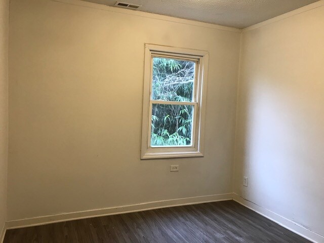 Building Photo - 420 Macon St