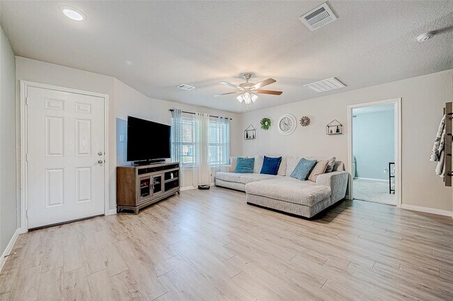 Building Photo - 115 Wilburn Dr