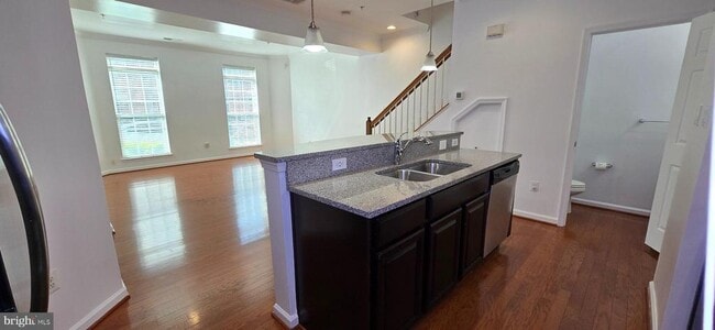 Building Photo - 5658 Virginia Ln