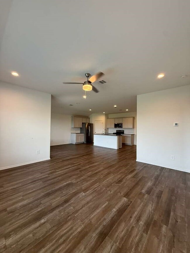 Building Photo - 5037 Almond Ter Dr