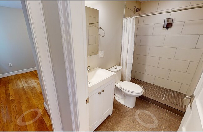 Building Photo - 904 Massachusetts Ave