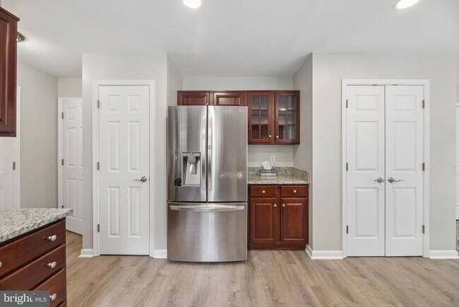 Building Photo - 713 Mimosa Cove Rd