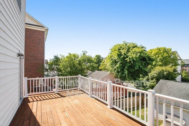 Building Photo - 2729 Celestial Dr