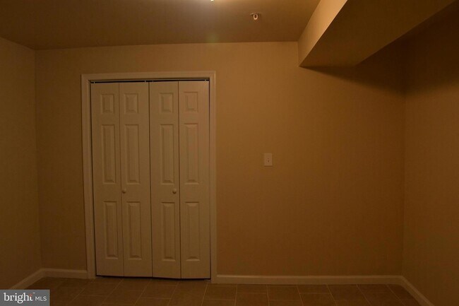 Building Photo - 9229 Wainwright Ln