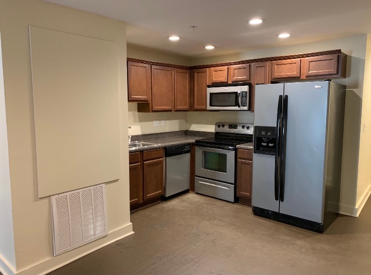 Building Photo - 409 Main St