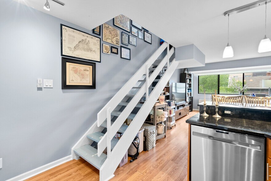 Building Photo - 1245 13th St NW