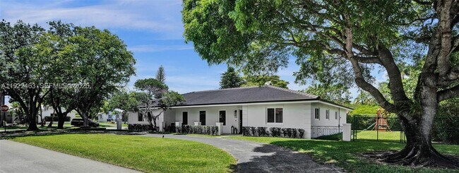 Building Photo - 7941 SW 143rd St