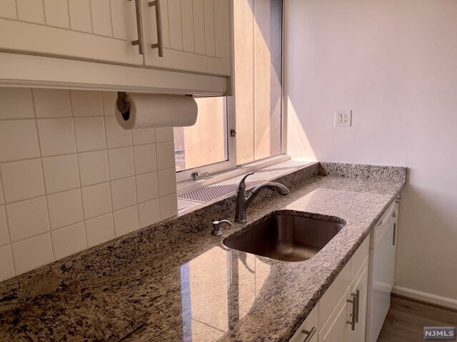 Building Photo - 1 Horizon Rd