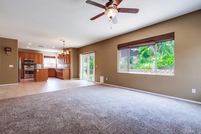Building Photo - 777 Aldea Dr