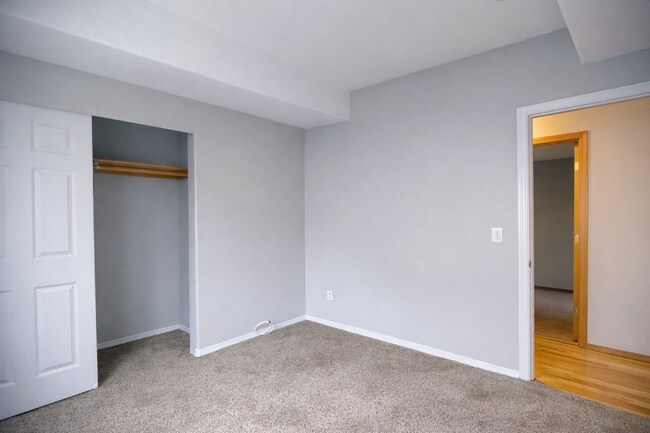 Building Photo - 2917 NW Watkins Ct