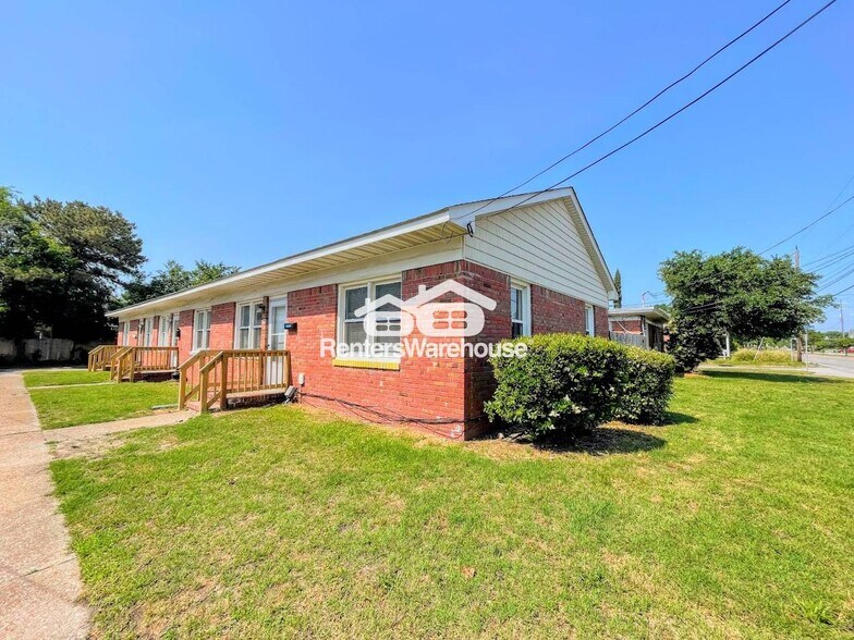 Building Photo - 1375 W Ocean View Ave