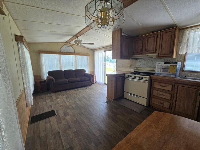 Building Photo - 4105 U.S. Hwy 27 S