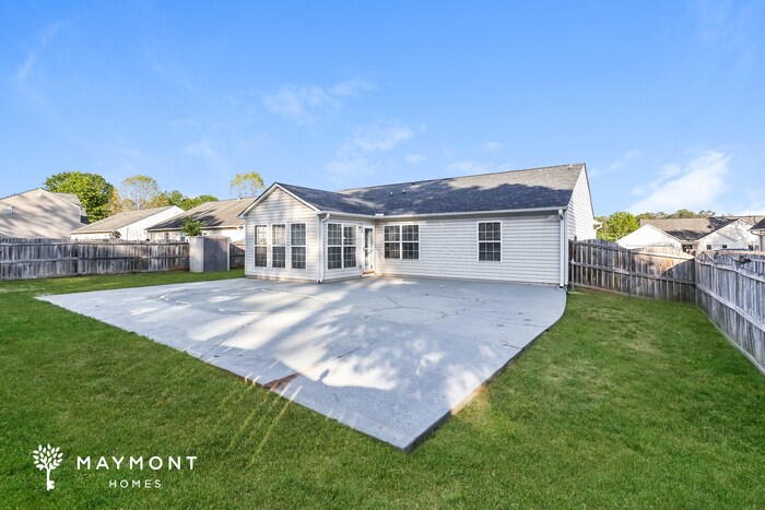 Building Photo - 413 Woodford Way
