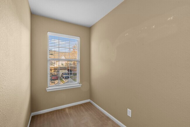 Building Photo - 1634 Grable Cove Ln