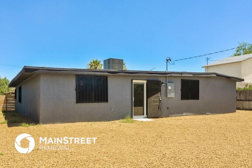 Building Photo - 1716 Euclid Ave