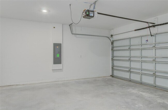 Building Photo - 1492 Cumberland Ave