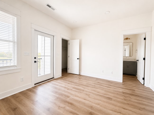 Building Photo - Sunsets, Skyline Views & Resort Living | Highbury's Premier 3-Bedroom Homes
