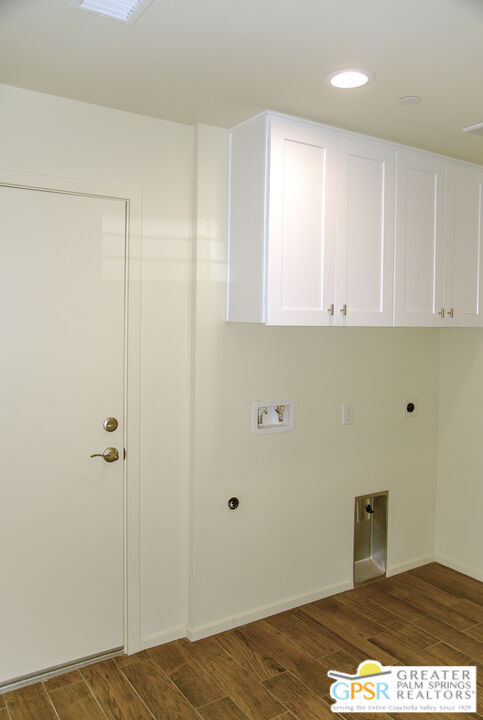 Building Photo - 13680 Cuyamaca Dr