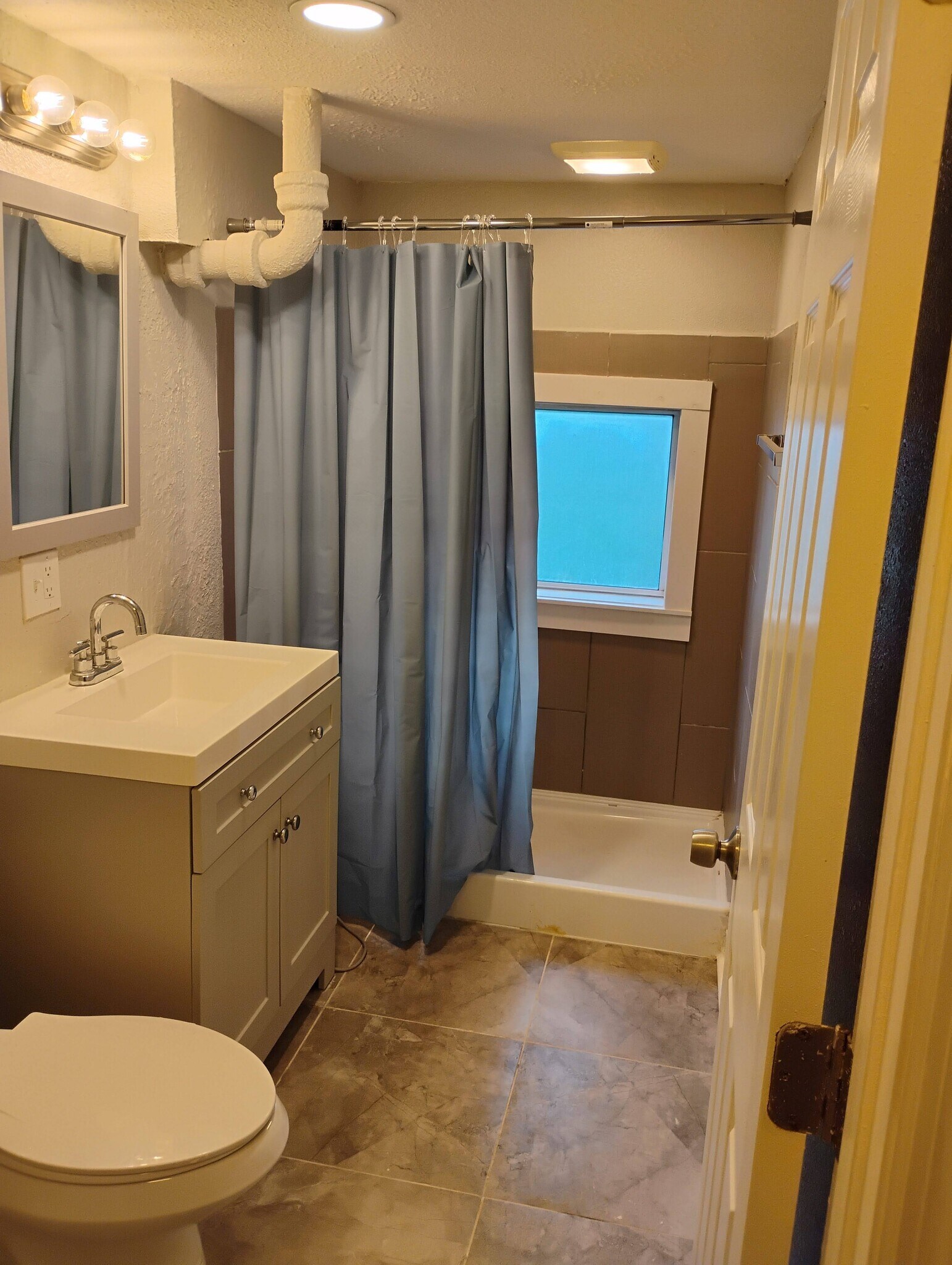 Bath - 509 Burns Rd