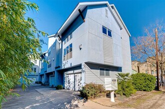 Building Photo - 4308 Lillian St