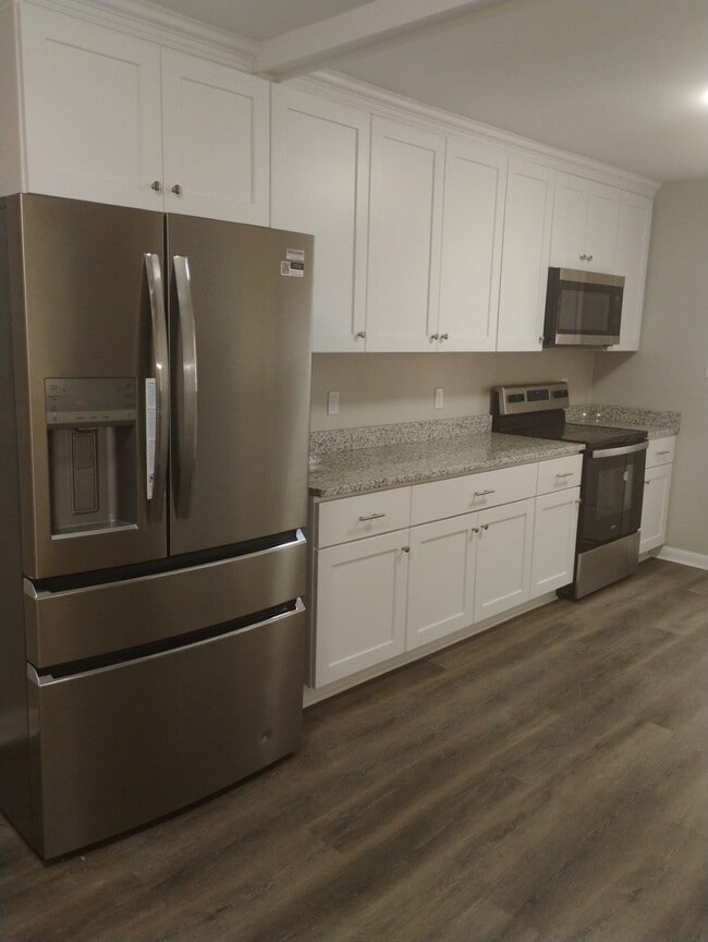 Building Photo - 22 Glendale Rd