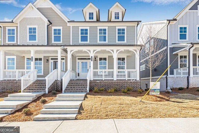 Primary Photo - 152 Palm St