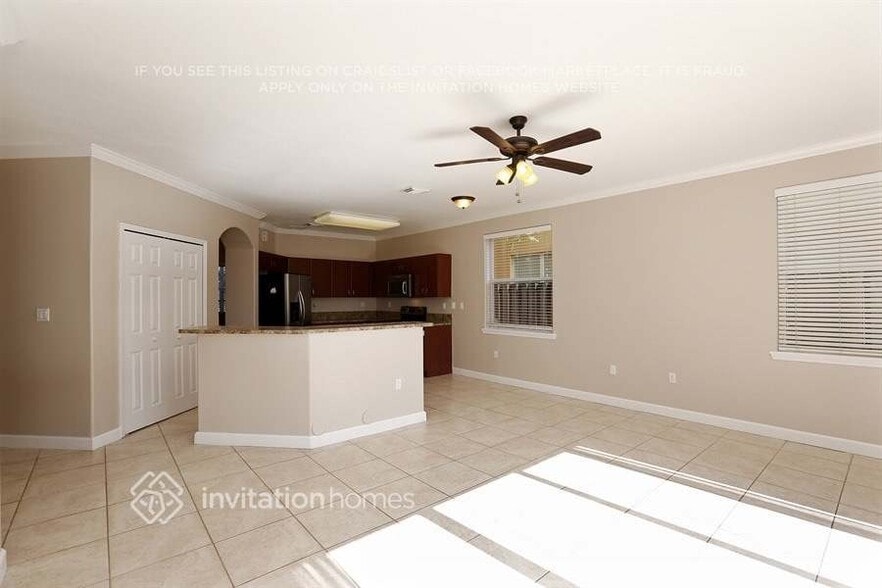 Building Photo - 14004 SW 154th St