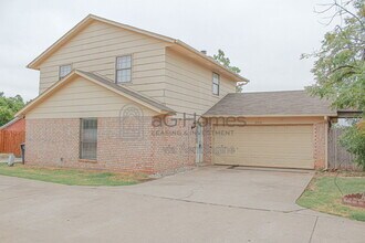 Building Photo - 8412 S Douglas Ave
