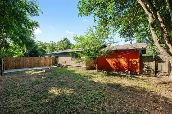 Building Photo - 1504 Braes Ridge Dr