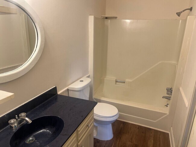 Building Photo - Charming 4-Bedroom, 2-Bath Home with Spaci...